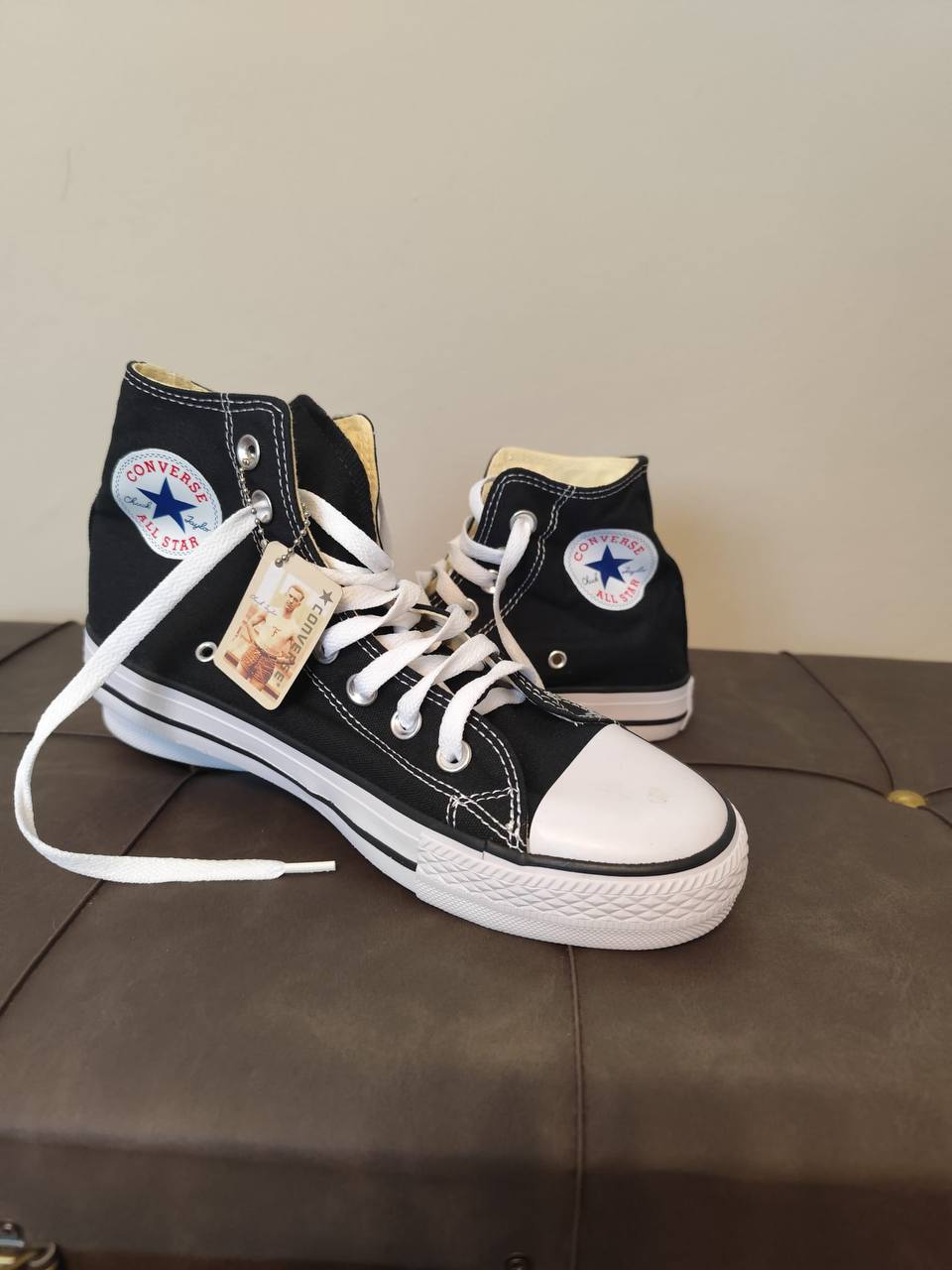 CONVERSE —-> 23€ ✨