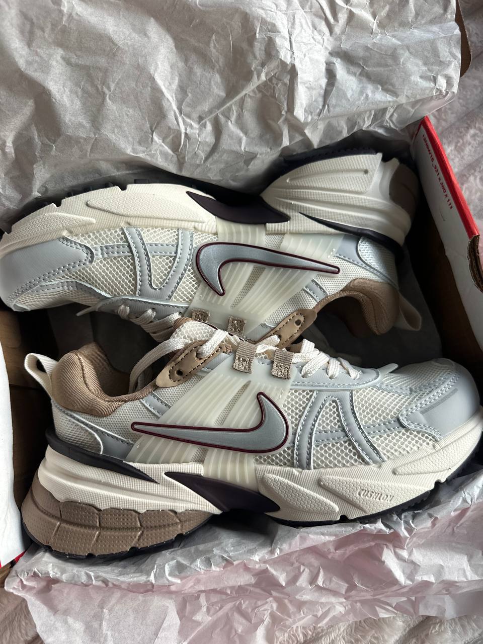 Zapatillas Nike V2K ✨💫 ✨