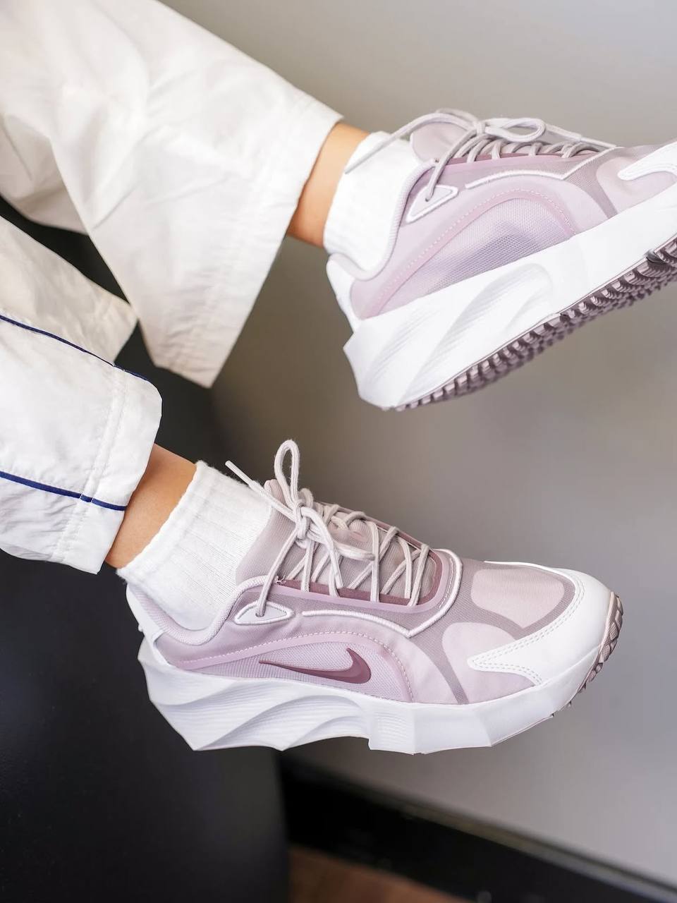 Zapatillas NIKE AURA EDGE ✨💫 ✨