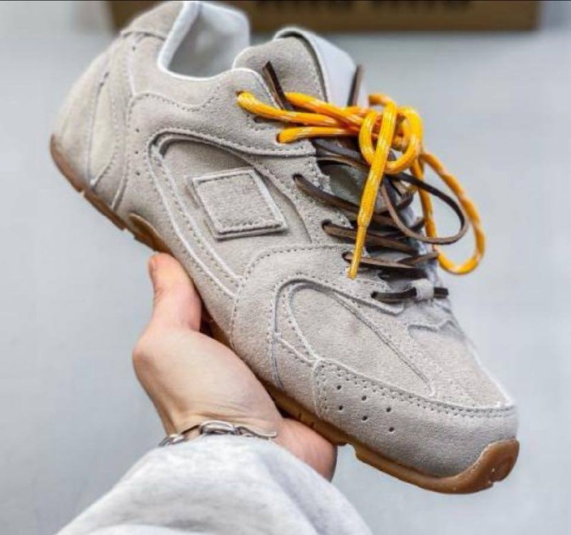 Zapatillas NB 530 x MIV MIV ✨