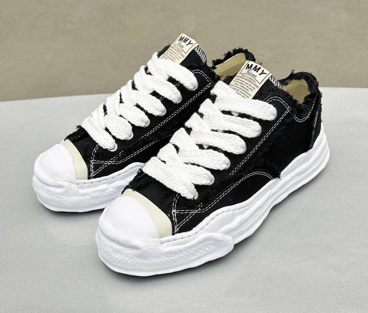 Zapatillas Maison Mihara ✨
