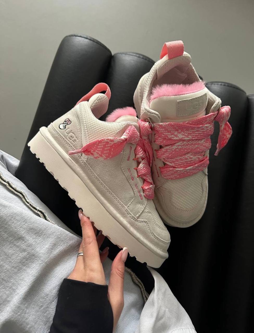 Ugg Lowmel Blanco y rosa Zapatos ✨💫 ✨