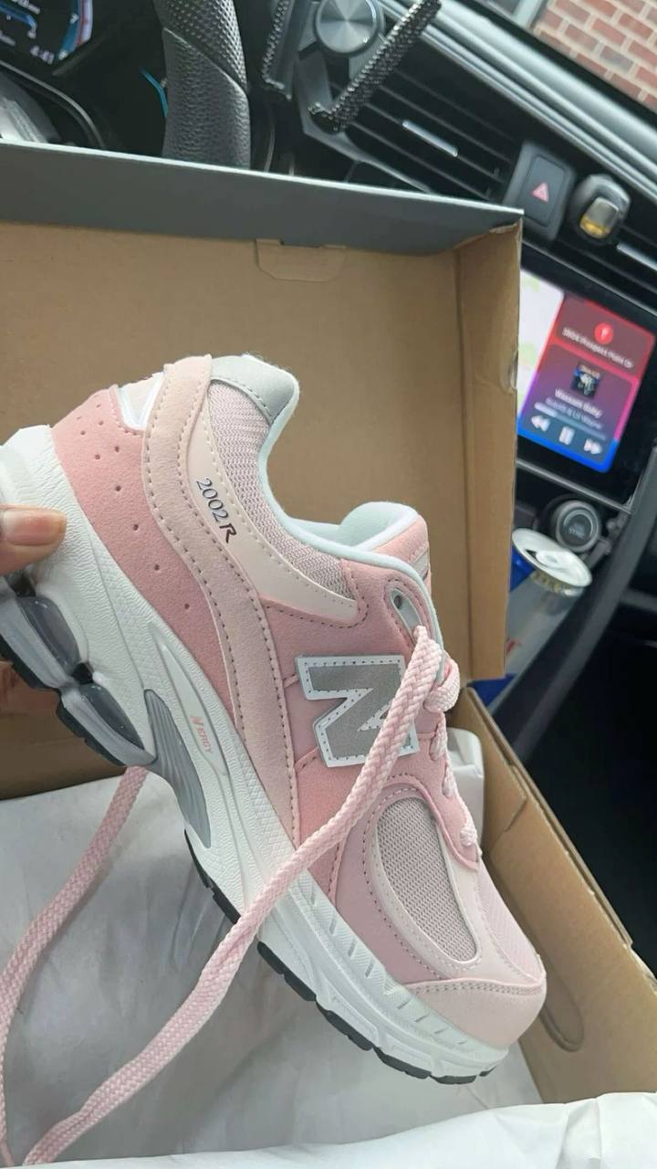 Zapatillas New Balance 2002 R. ✨💫 ✨