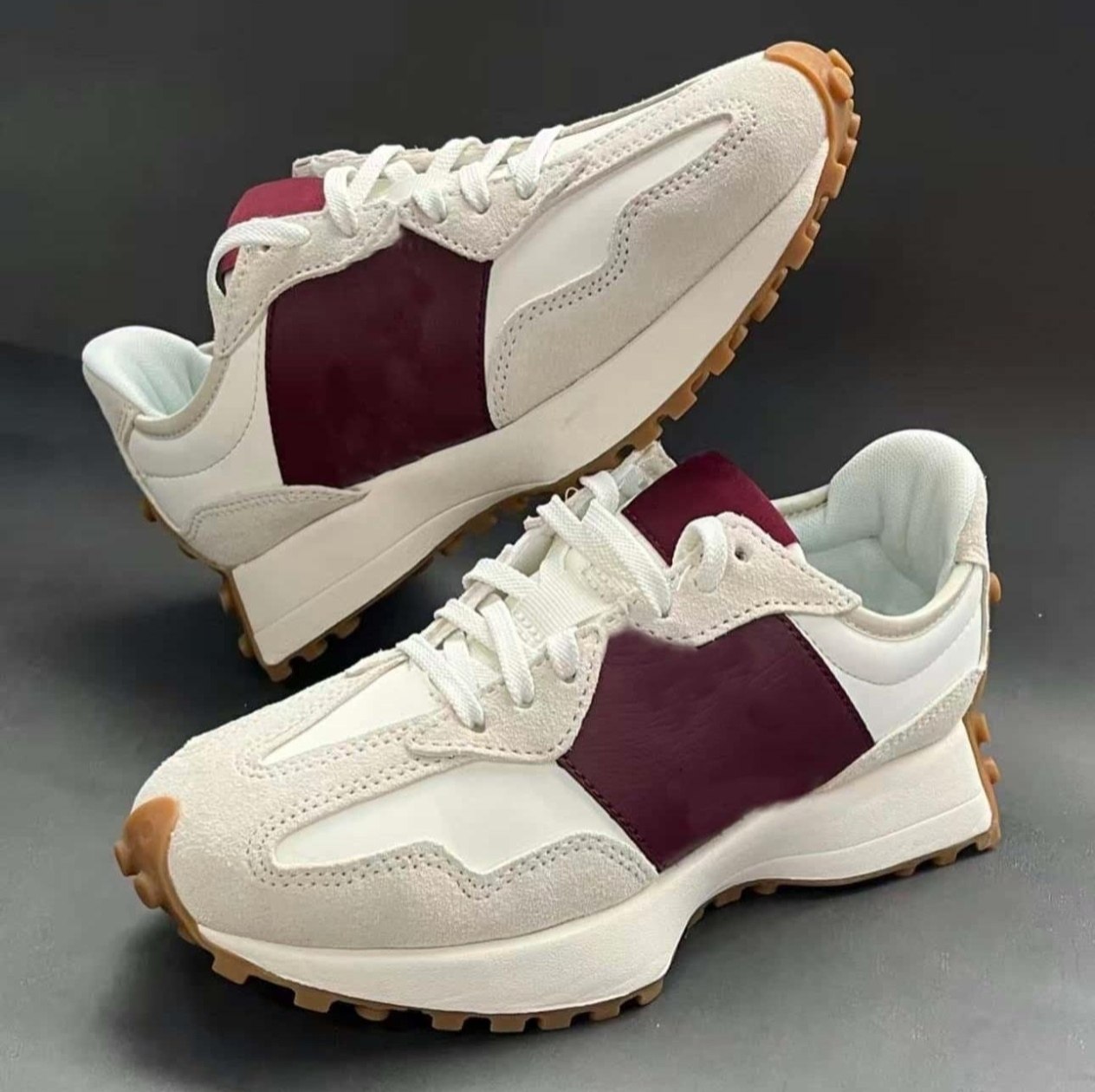 Zapatillas New Balance 327 ( Yep) desde 21.30€‼ ✨