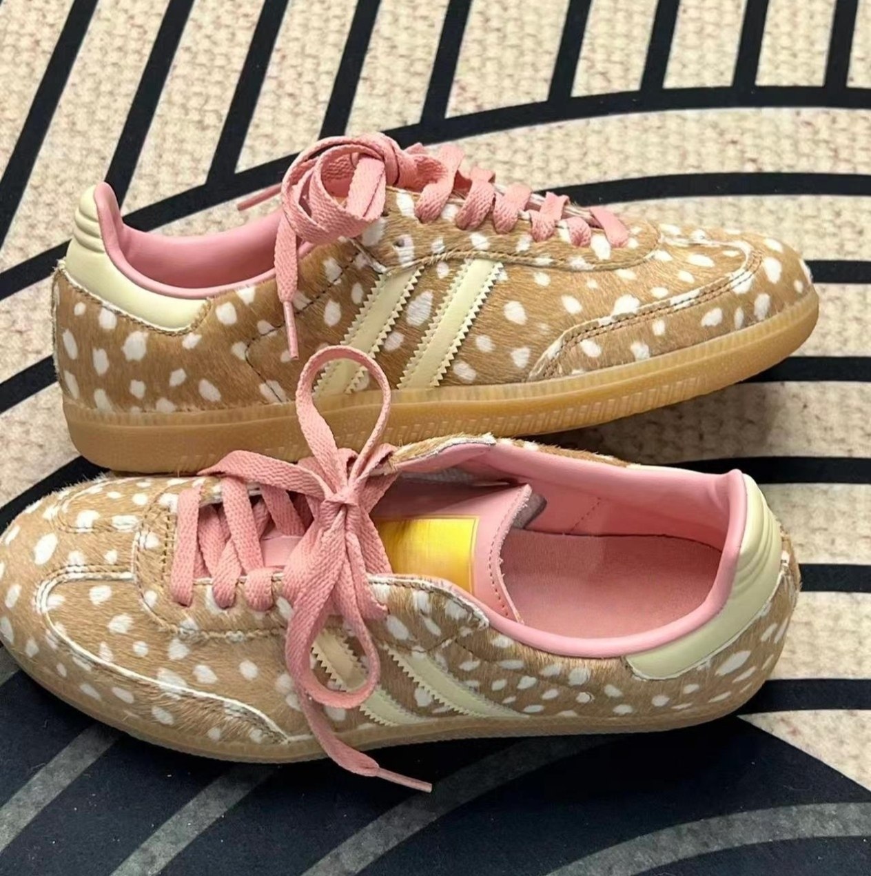 Zapatillas Adidas Samba Bambi 22.95€‼ ✨