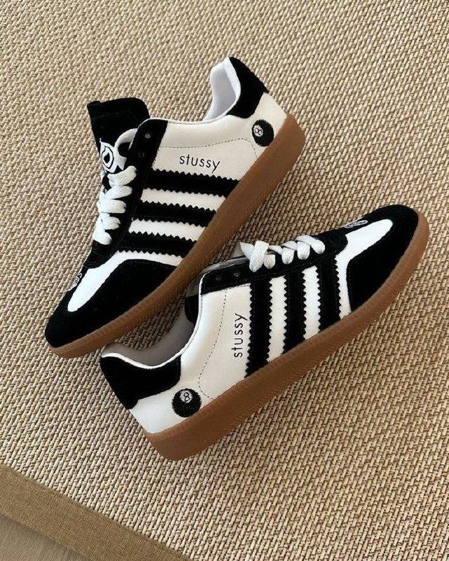 Adidas Samba x Stussy. ✨💫 23€ ✨