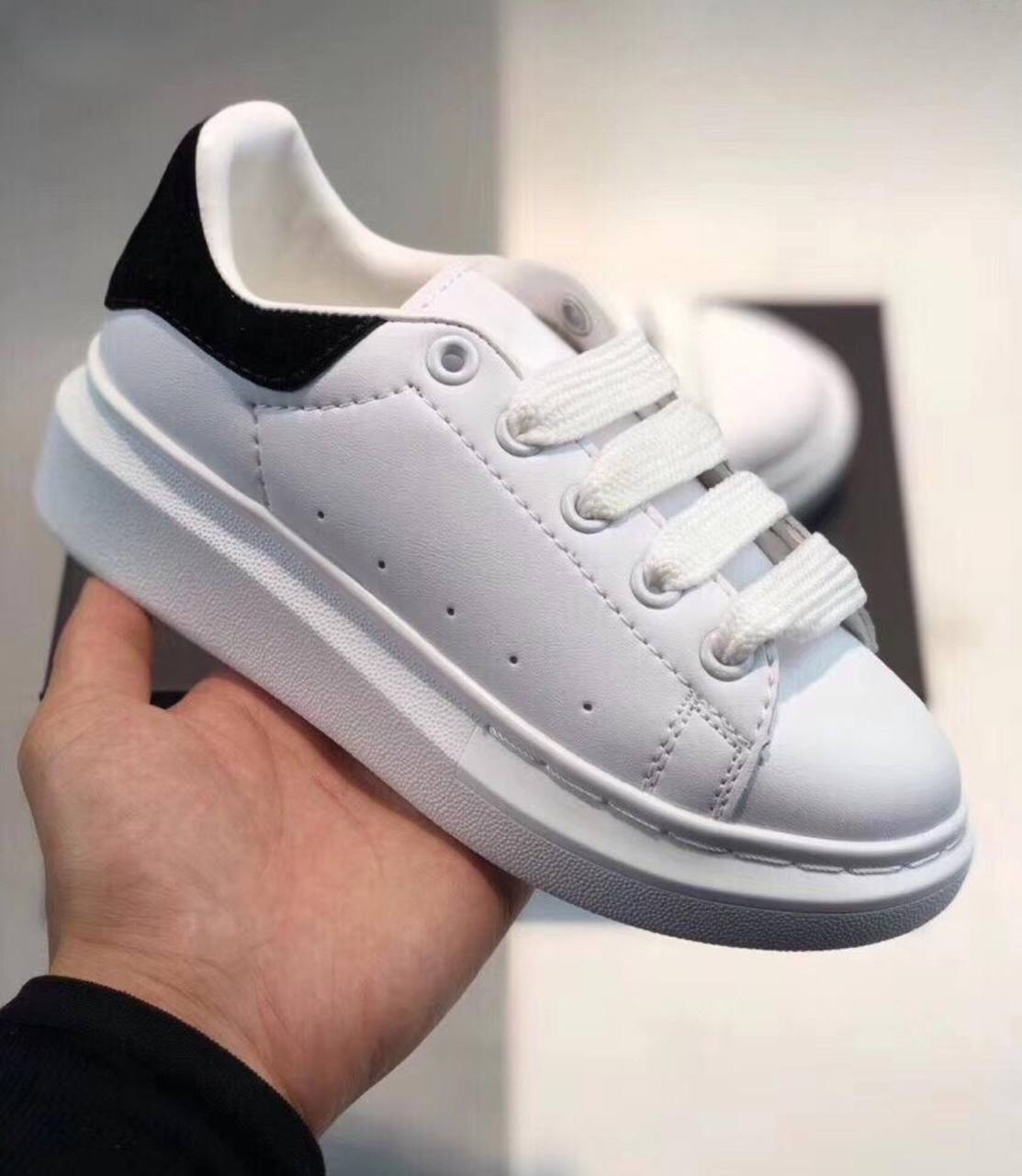 Zapatillas ALXNDR MCQN ✨