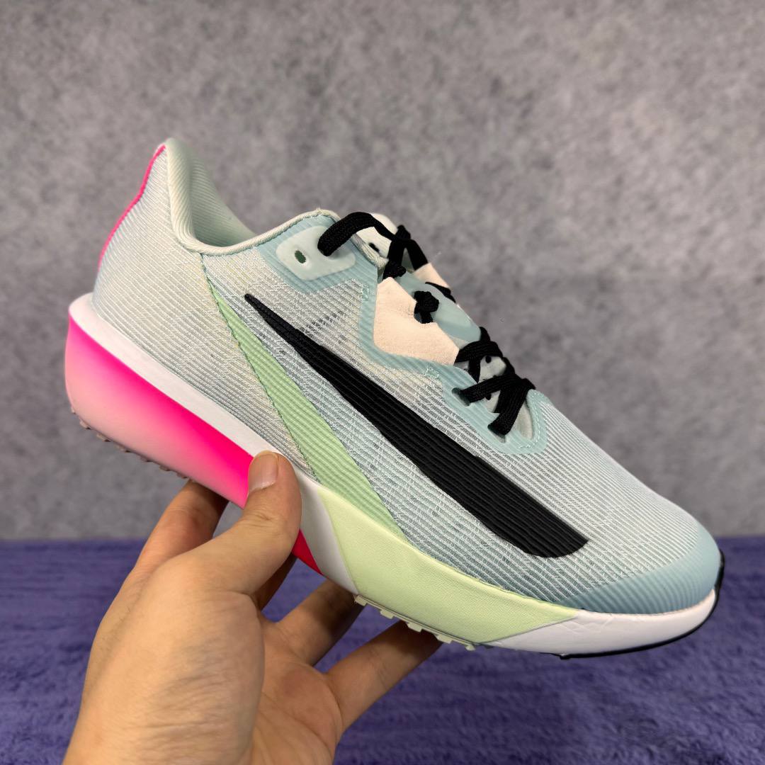 Zapatillas NK Air Zoom Rival Fly 4 ✨