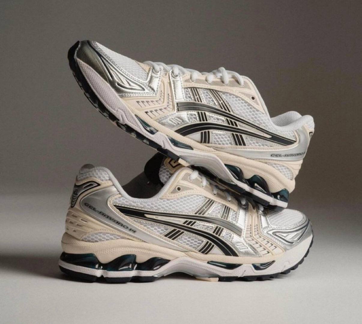 ASICS Gel Kayano 14 (27€💰)(muchos colores🌈):
