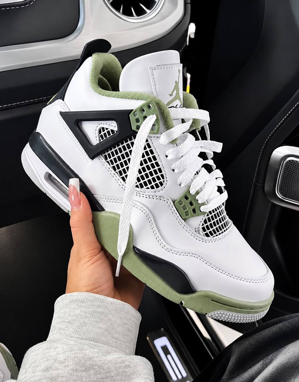 NIKE Air Jordan 4 —-> 36€ ✨