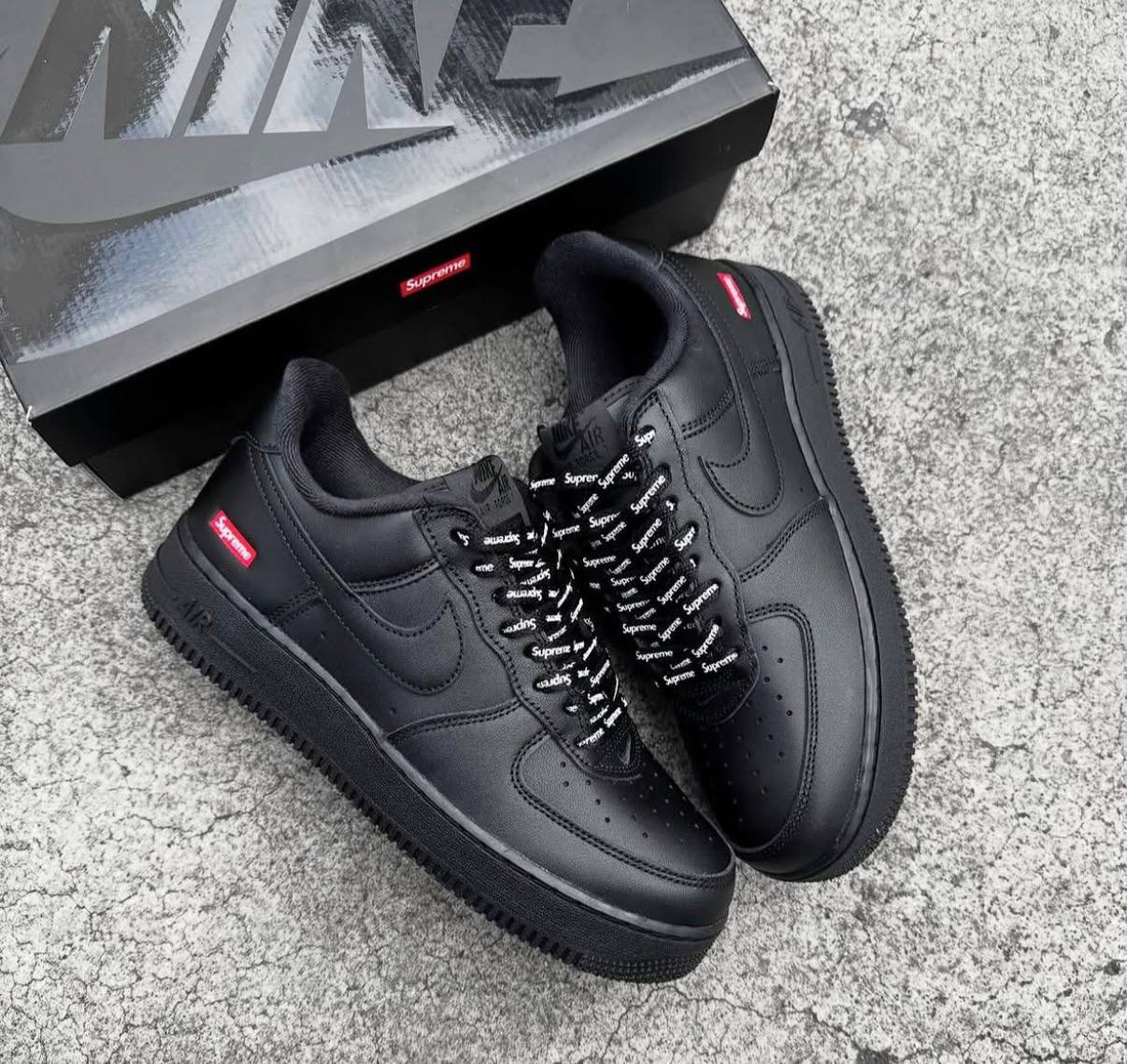 Nike Air Force 1 x Supreme ✨💫 ✨